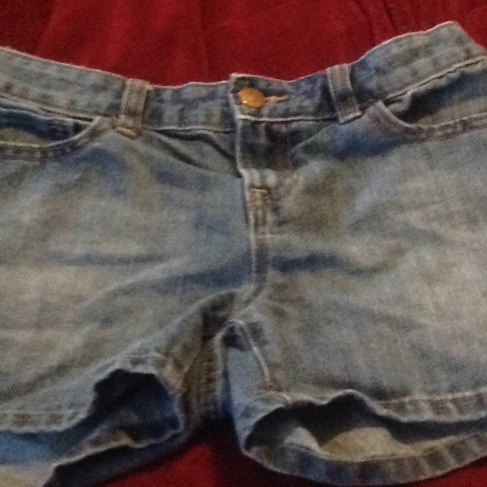 Old Navy Light wash Jean shorts
